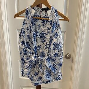 Kaari Blue White and Blue Floral Blouse